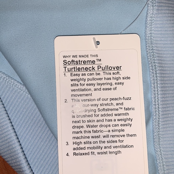 NWT Lululemon Athletica Softstreme Turtleneck Pullover - Picture 12 of 12